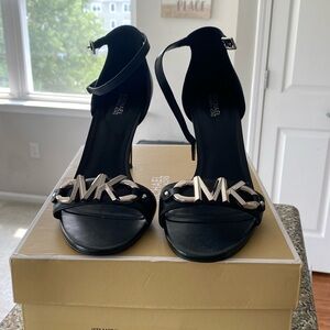 Michael Kors Izzy Leather Sandals